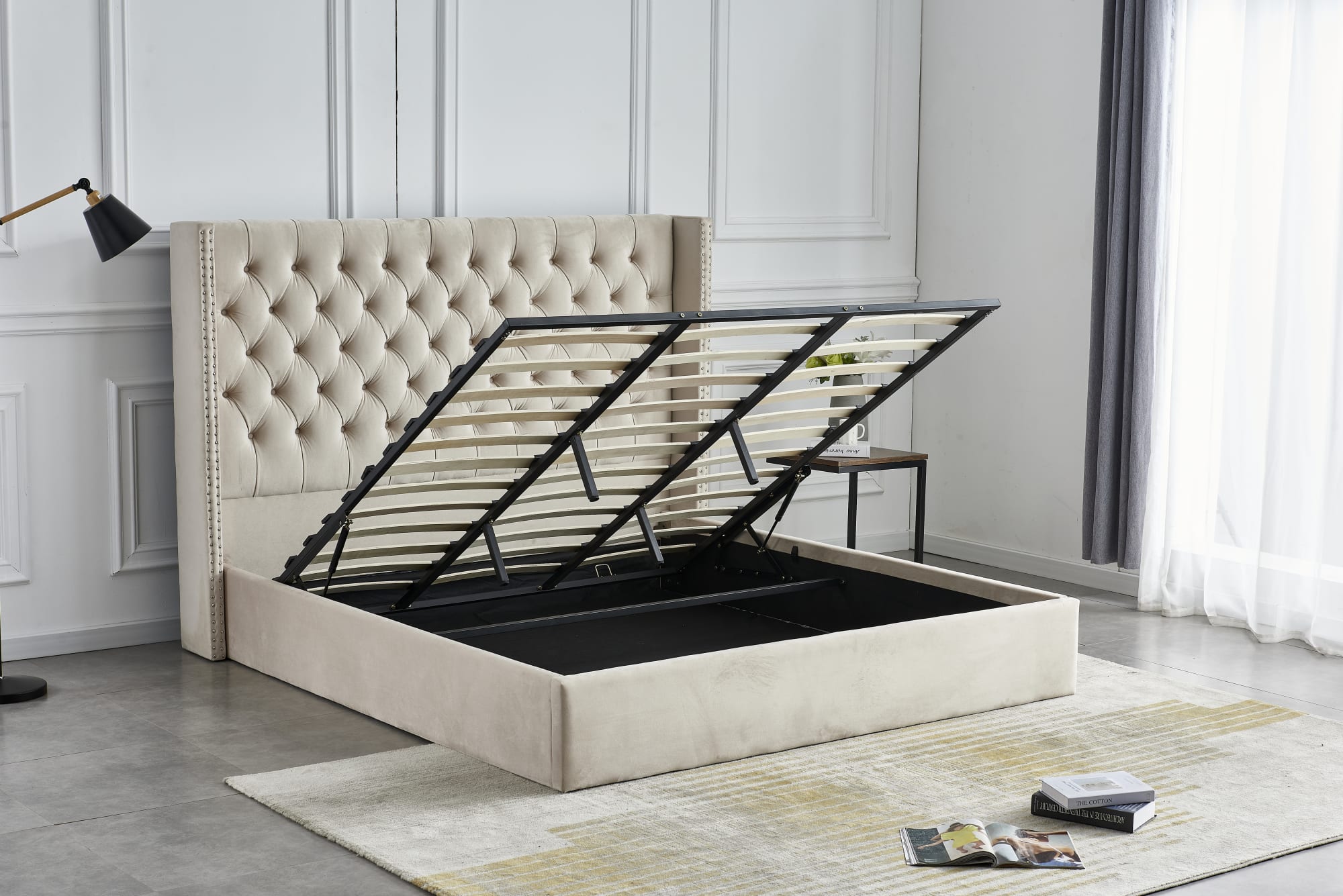 Lit COFFRE 2 places 140X190 cm cm CLOUTE velours