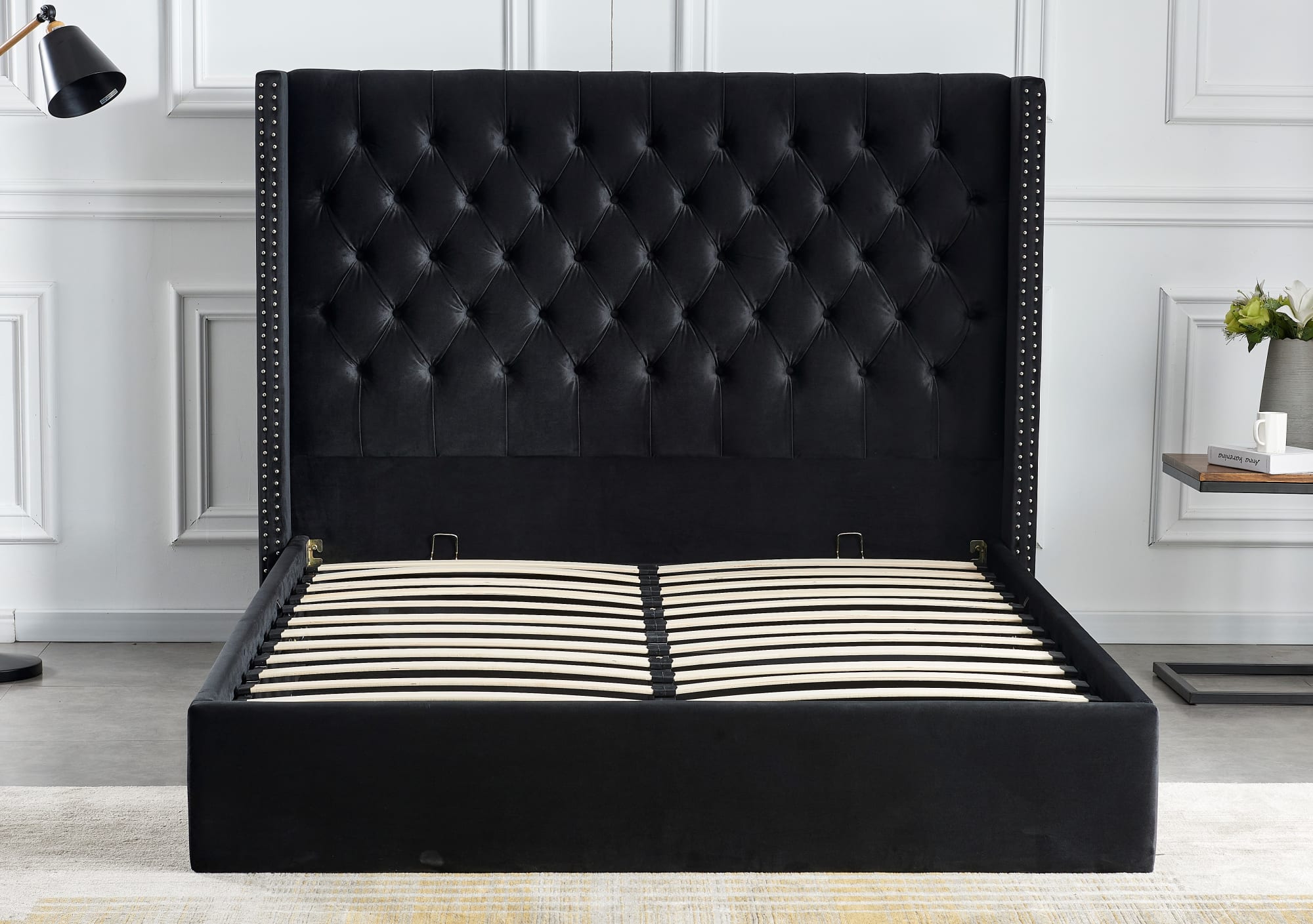 Lit COFFRE 2 places 140X190 cm cm CLOUTE velours