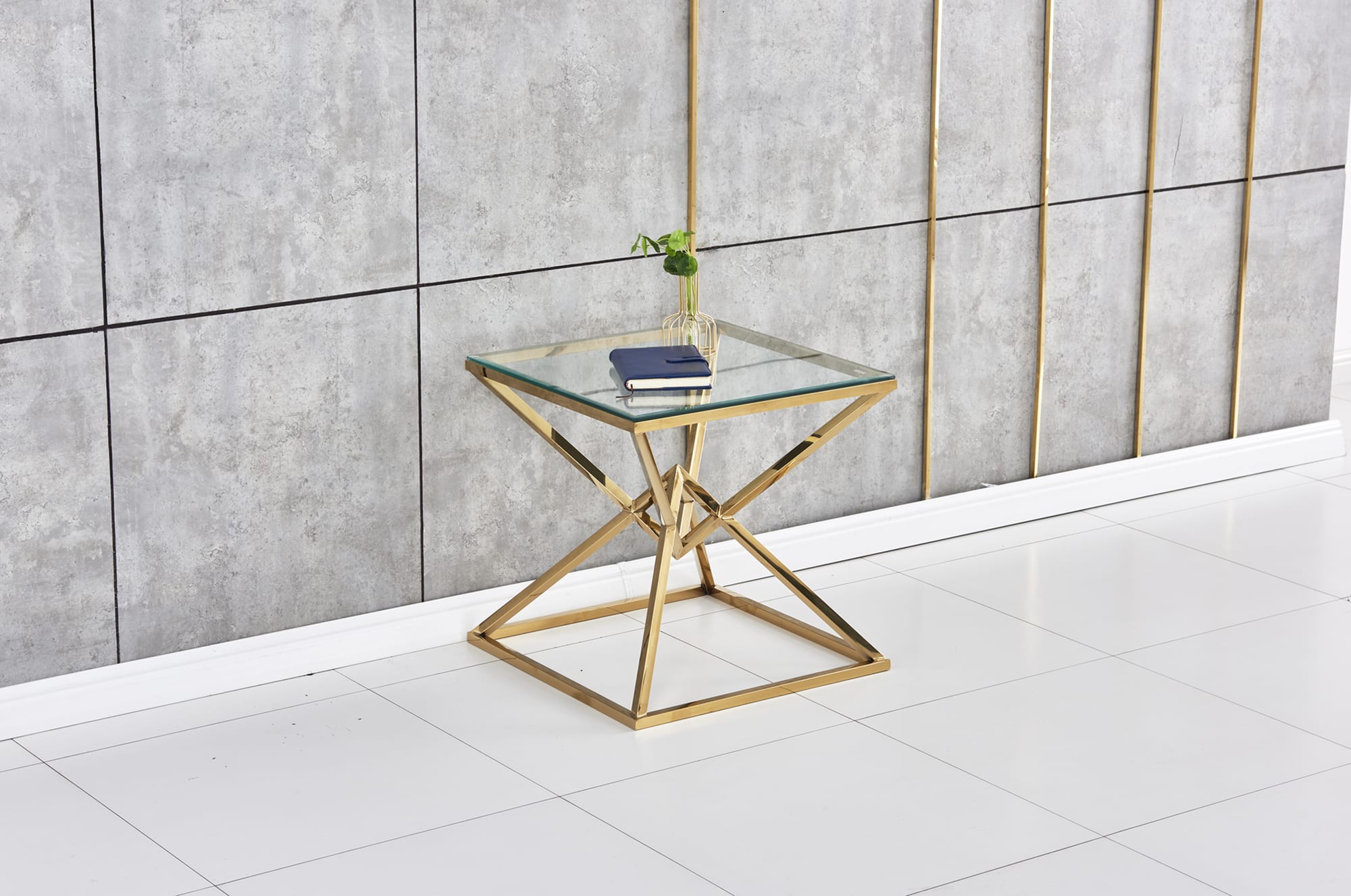 GUERIDON PYRAMIDE GOLD TRANSPARENT 55x55x55 cm