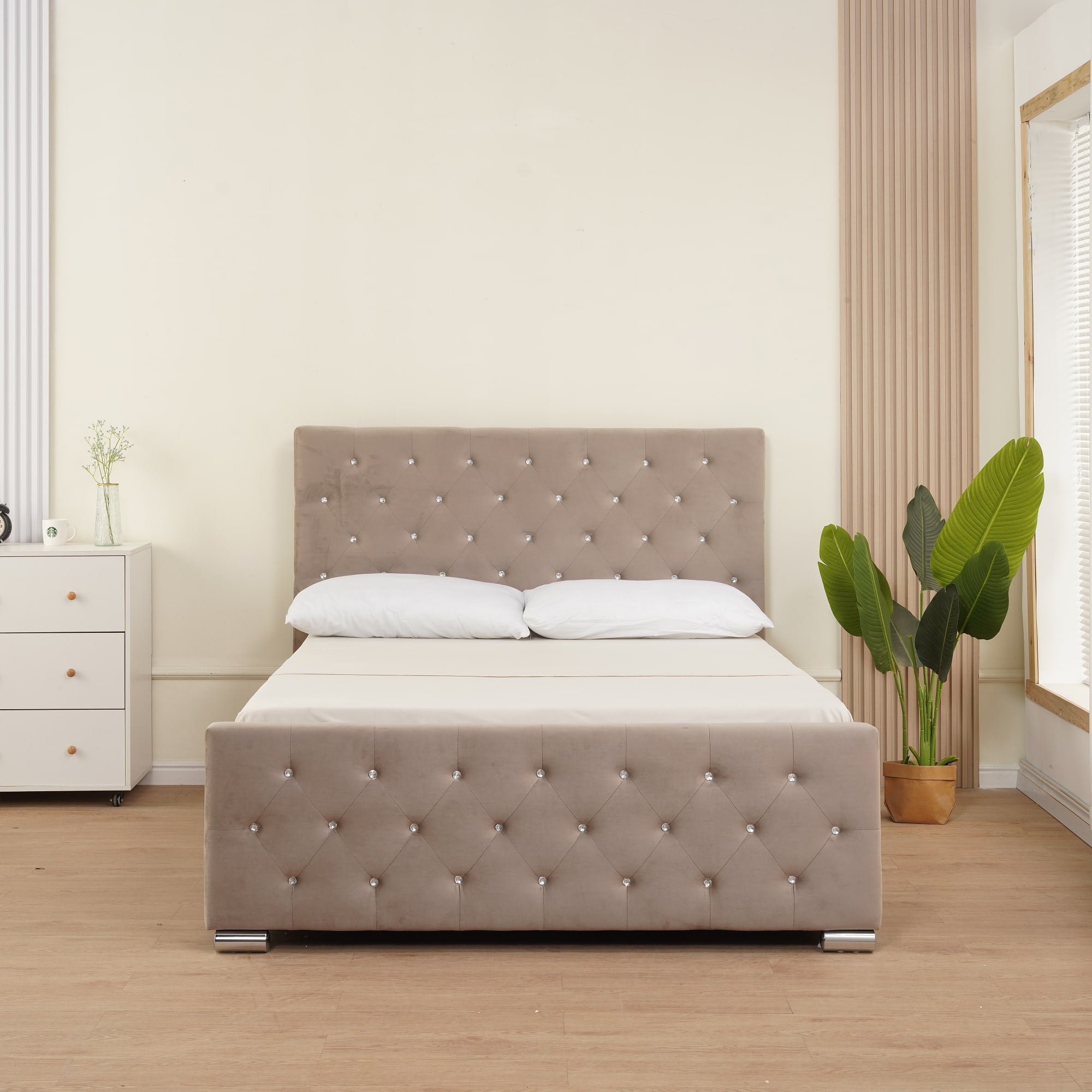 LIT PRESTIGE CAPITONNE AVEC DIAMANT VELOURS MOKA 160x200 cm