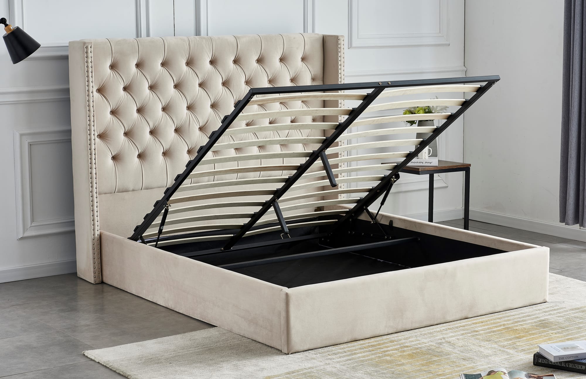 LIT DOUBLE CLOUTE CAPITONNE AVEC COFFRE VELOURS BEIGE 160x200 c