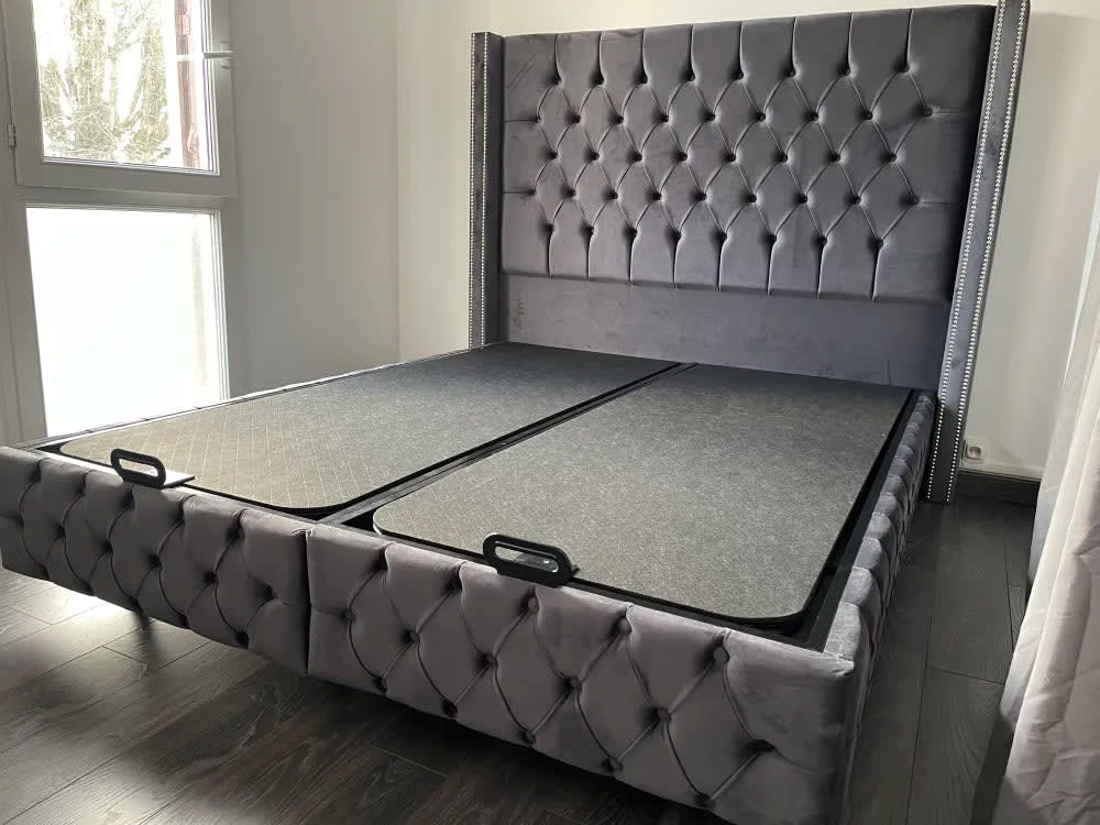 Lit coffre BOX clouté 140x190 cm